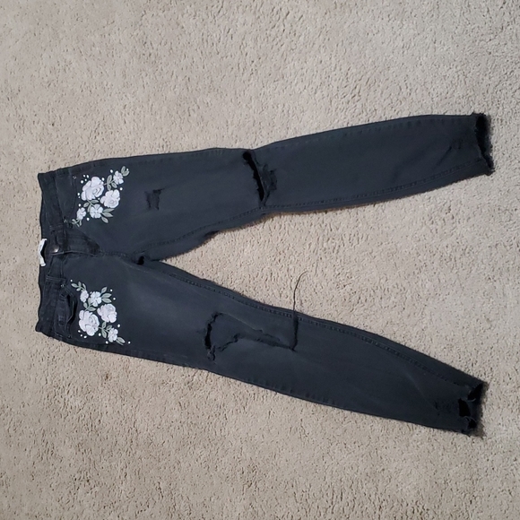 Adam Levine Collection Denim - Black ripped jeans